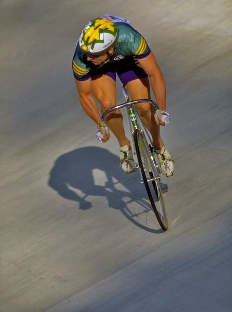 灵活性上 灵活性上