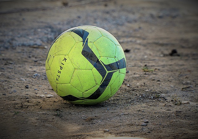 亚历山大 亚历山大